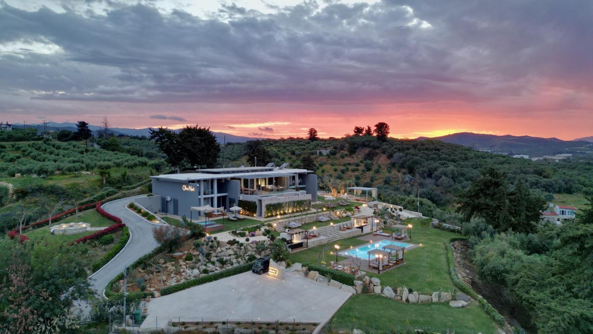 Olivenest Chania Executive Villa Perivólia Exteriör bild
